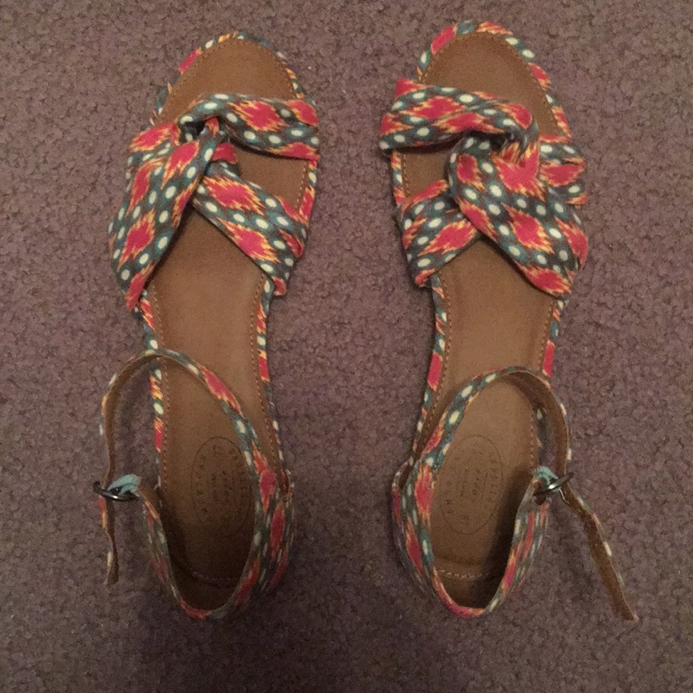 American Eagle Outfitters Sandals